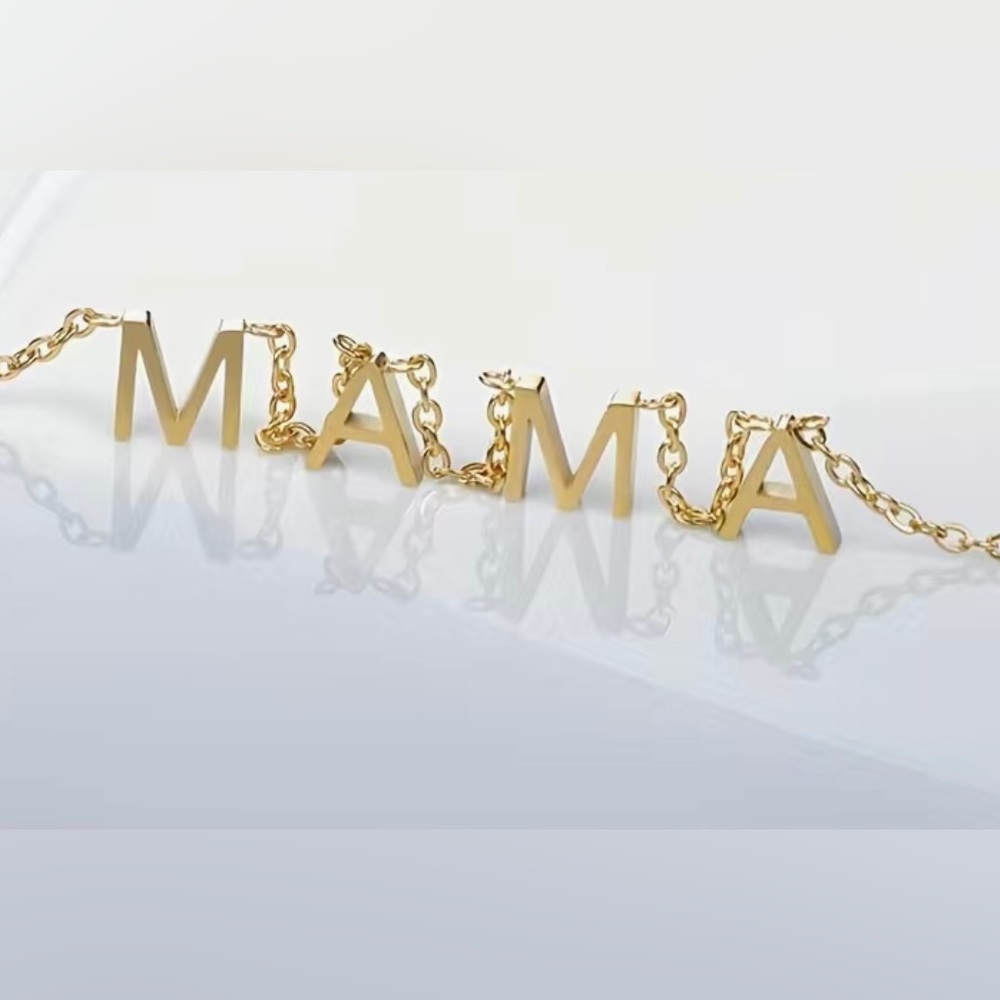 Mama necklace